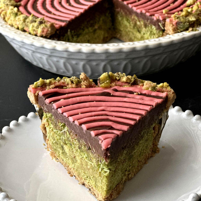 Dubai Chocolate Pie (Milk Chocolate Version)