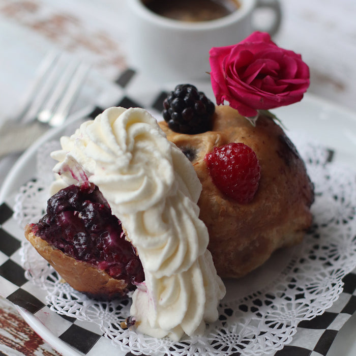 Razzle Berry Pie-rate Skull (Halloween Dessert Pie)