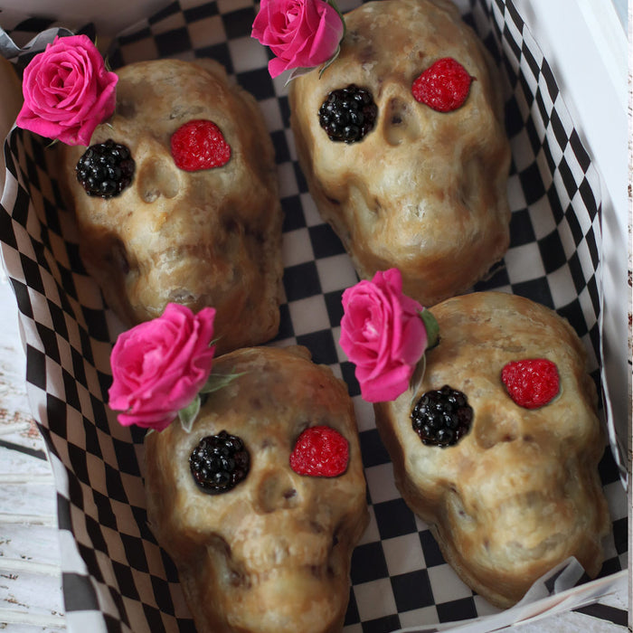 Razzle Berry Pie-rate Skull (Halloween Dessert Pie)
