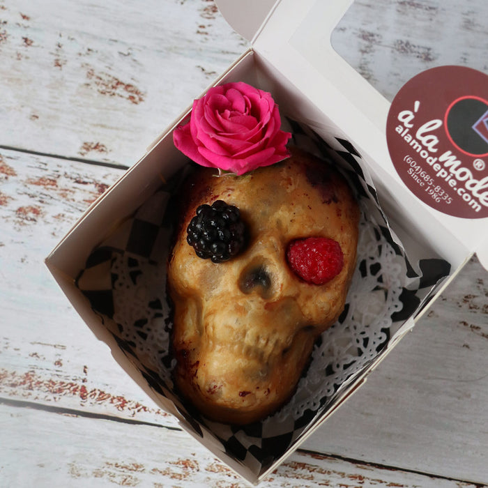 Razzle Berry Pie-rate Skull (Halloween Dessert Pie)