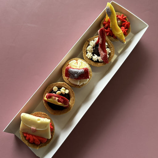 Petit Runway Themed Tartlets Set 3