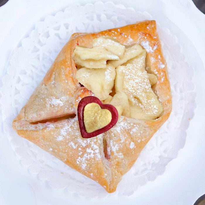 Love Letter Apple Pie (V)